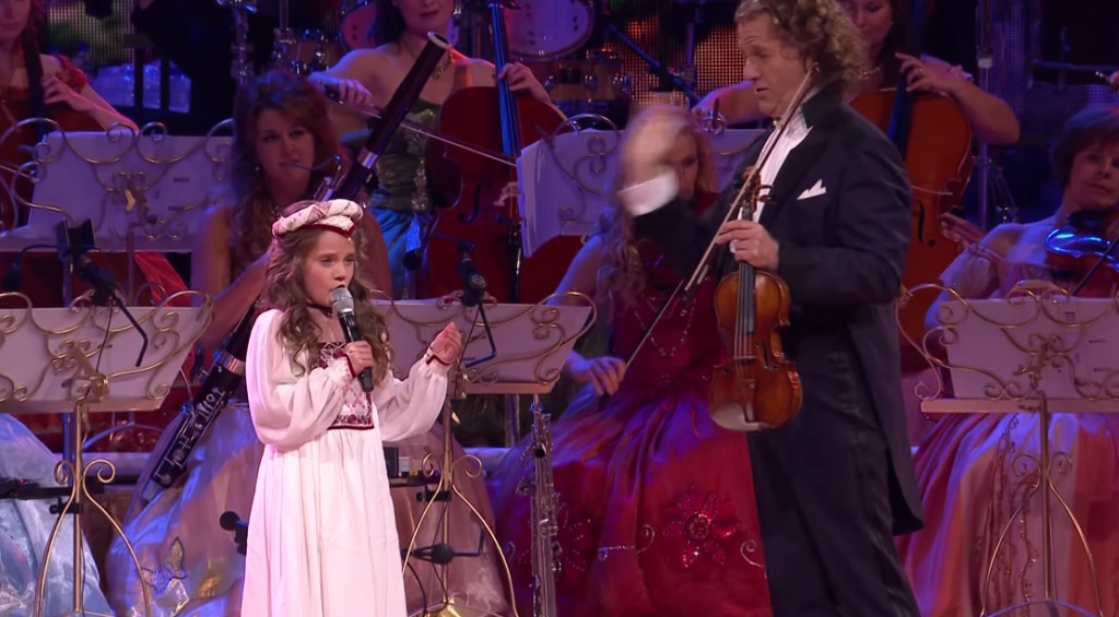 11歳の少女が歌う最高のオペラ！観客も涙する天使の歌声に、鳥肌が止まらない！！